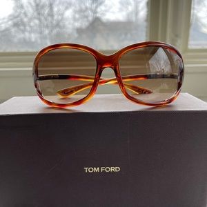 Tom Ford Jennifer Sunglasses TF 8 52F